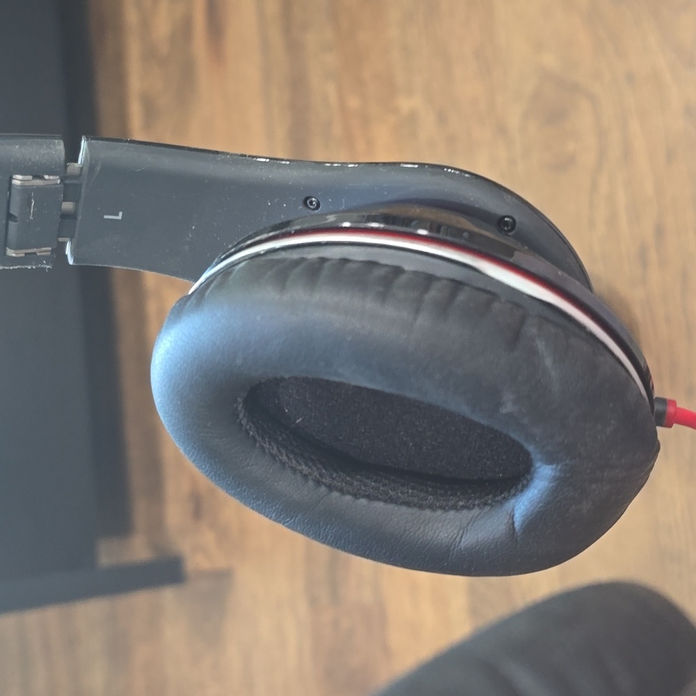Beats by Dre wired headphones - Picture 3 of 11